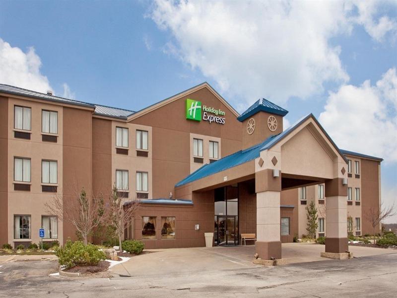 Holiday Inn Express Hotel Kansas City - Bonner Springs By Ihg Экстерьер фото