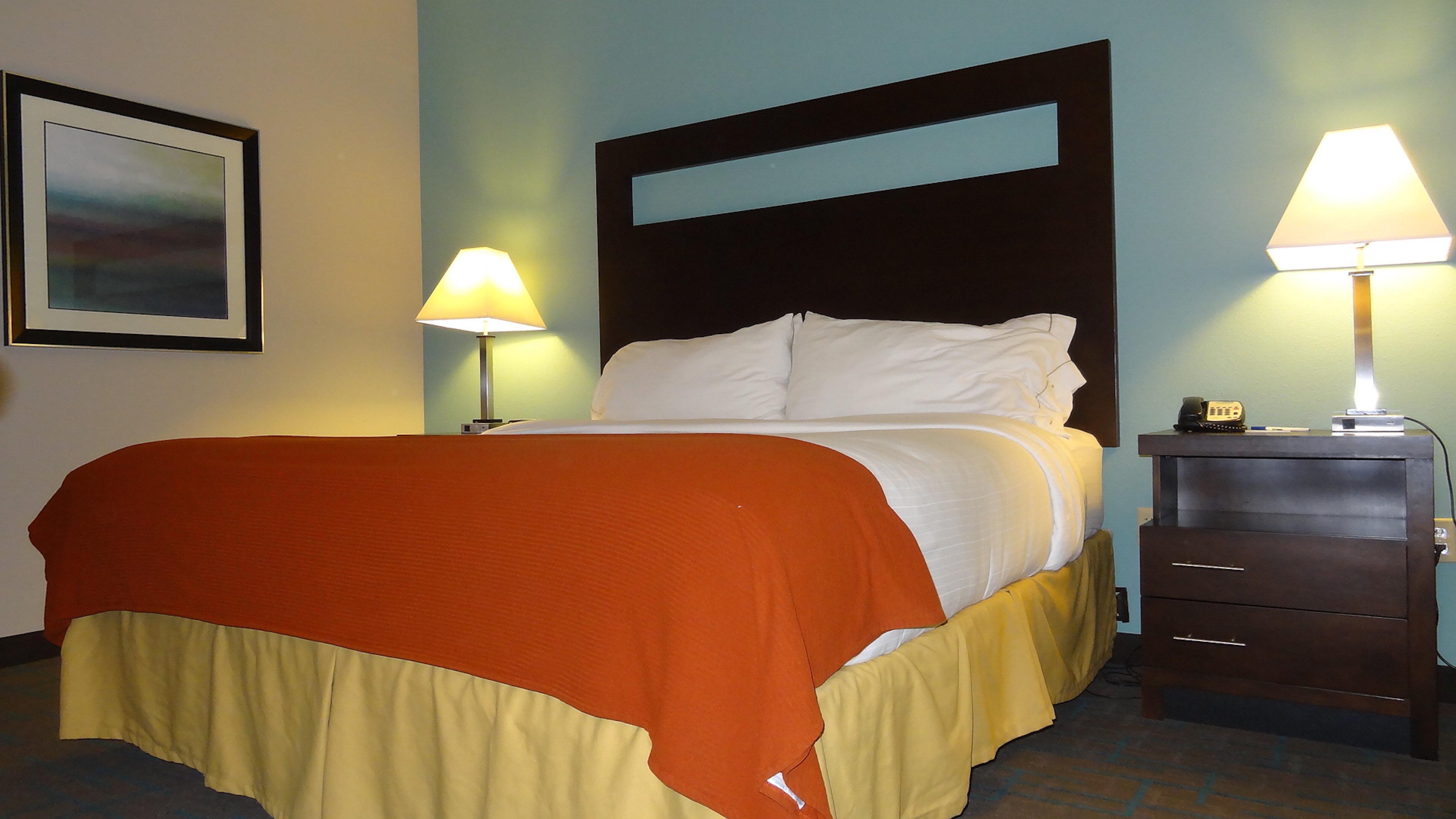Holiday Inn Express Hotel Kansas City - Bonner Springs By Ihg Экстерьер фото